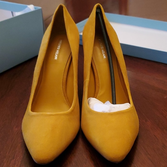 ANTONIO MELANI Shoes - Antonio Melani pumps
